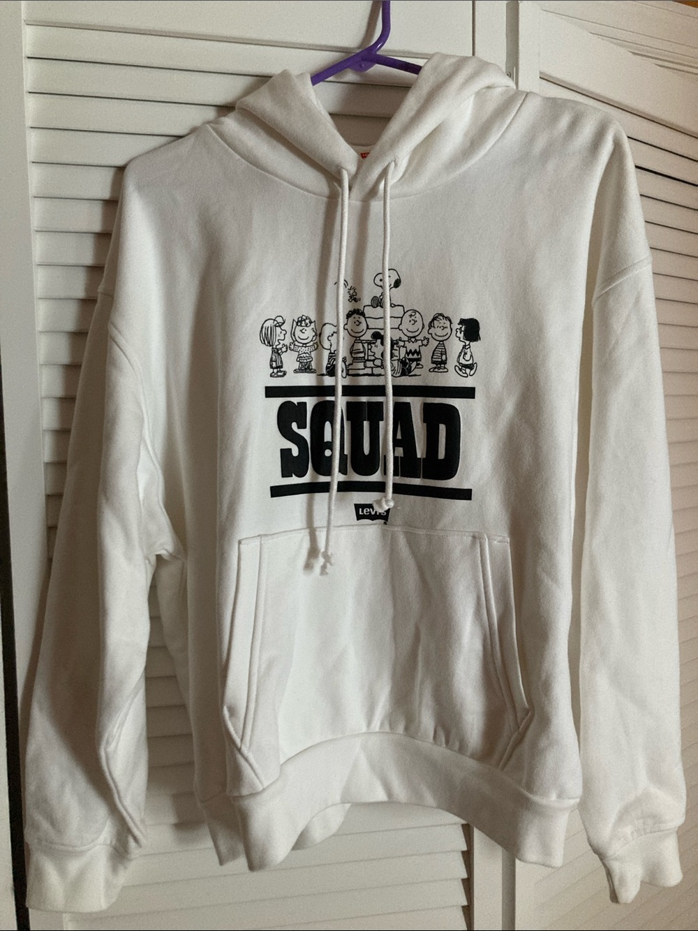 Levi's Peanuts Graphic Hoodie Size Medium NEW